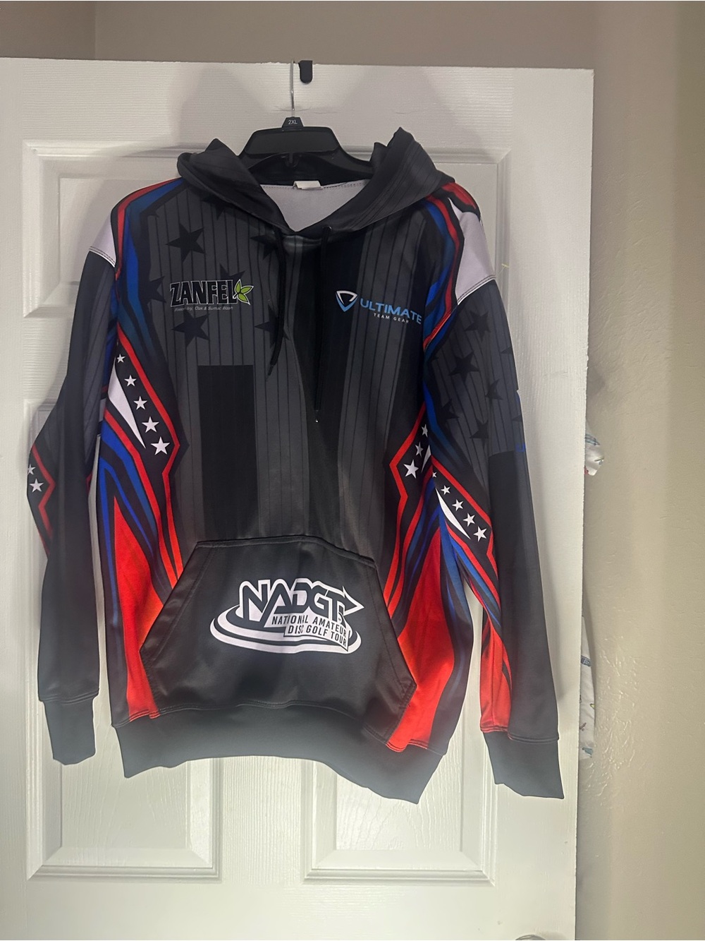 Nadgt Ultimate team gear . Mens medium .